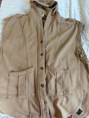 Pilcro Camel Hooded Button-Front Vest with Front Patch Pockets